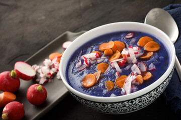 Red cabbage cream