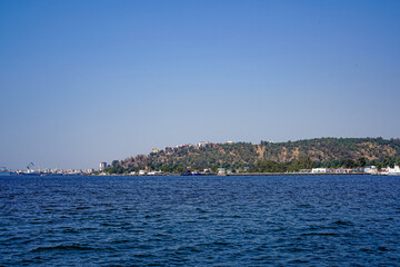 Fototapeta na wymiar Bayrakli Seaside