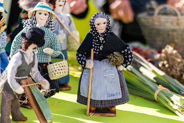 Typical handcrafted dolls of Portuguese figures © Mauro Rodrigues