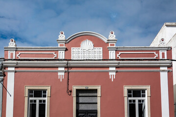 Fototapeta na wymiar Typical architecture of Algarve buildings
