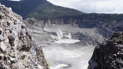 Tangkuban Perabu Mount|volcano|Indonesia Bandung Travel|覆舟火山