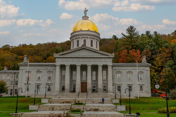 Fototapeta na wymiar Vermont state capitol in Montpelier, Vermont.