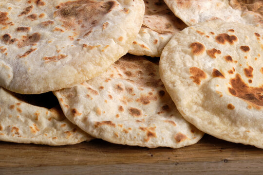 Lawasch Bilder Durchsuchen 21,325 Archivfotos, und