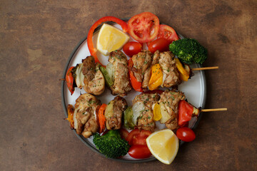 Close up Juicy Grilled Chicken Skewers