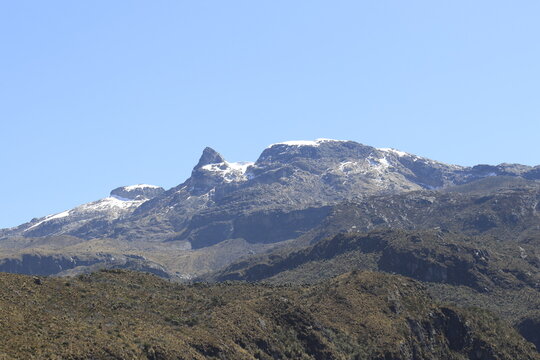 espectaculares imagenes del parque nacional natural de los nevados, Colombia. 