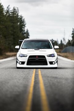 Seattle, WA, USA
January 15, 2023
White Mitsubishi EVO