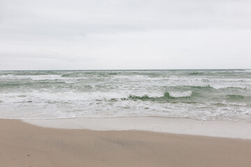 Fototapeta na wymiar Water waves of the baltic sea in Germany