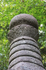 仏塔の一種「宝篋印塔」の、先端の「相輪」部分