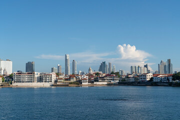 Fototapeta premium view panoramic of the old town of Panama with city skyline to the back