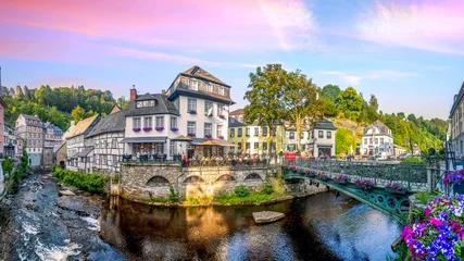 Fototapete Altstadt, Monschau, Deutschland  © Sina Ettmer