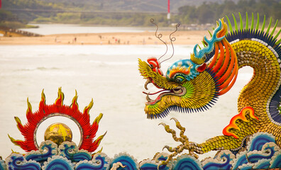 close-up of the dragon sculpture on the roof