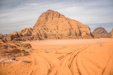 Fototapeta na wymiar pustynny krajobraz rozległe puste tereny