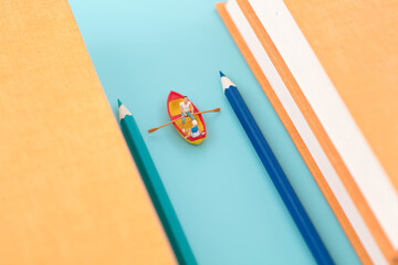 Miniature creative driving boat education direction forward