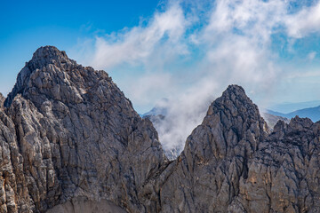 Hiking tour Škrlatica - Dolkova špica