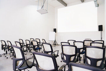 space for lectures, conferences and presentations. office rent.