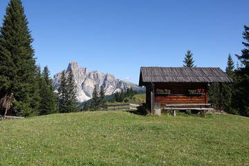 Heuschober bei Pralongia