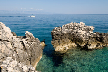 Panorama dell'isola di Cres nei pressi di Plava Grota, Croazia, mar adriatico