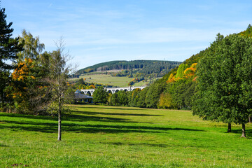 View of the Willingen Viaduct and the surrounding nature near Willingen.
