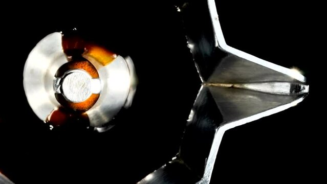Timelapse di una Moka nel momento in cui esce il caff&egrave; caldo