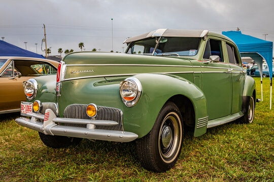 1941 Studebaker President 4 Door Land Cruiser