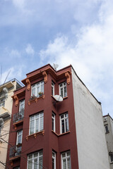 Fototapeta na wymiar Facade of the building in Istanbul.