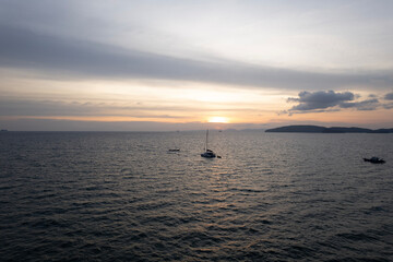 Obraz premium sunset over the sea