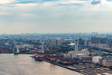 Naklejka premium Aerial view of Odaiba Harbor in Tokyo, Japan