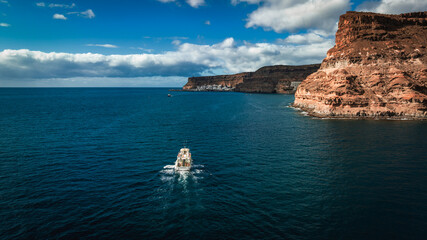 island in the sea