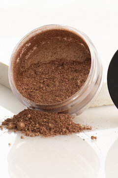 maquillaje par realzar la belleza femenina