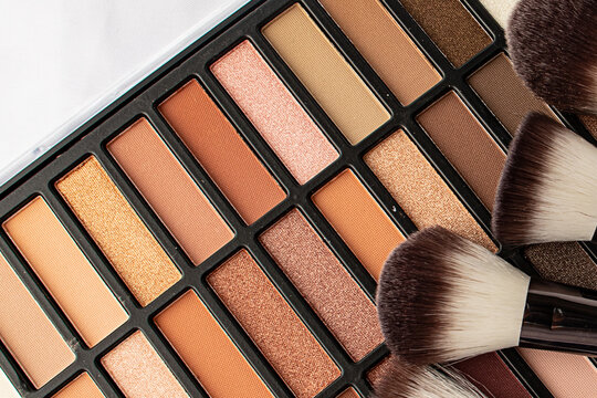 maquillaje par realzar la belleza femenina