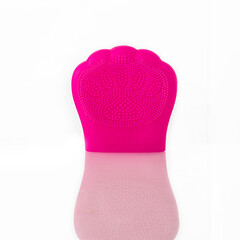 el maquillaje realza la belleza femenina