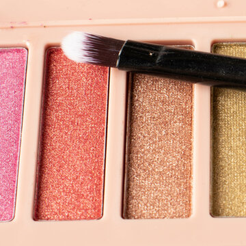 maquillaje par realzar la belleza femenina