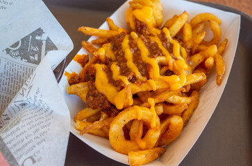 沖縄のA＆W（ファーストフードのハンバーガー）