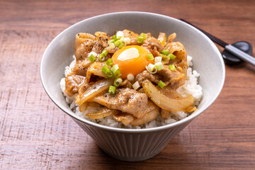 スタミナ丼