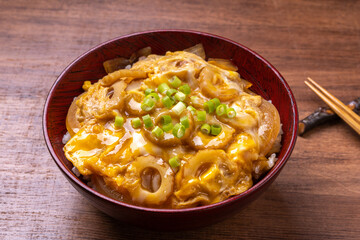 ちくわの卵とじ丼