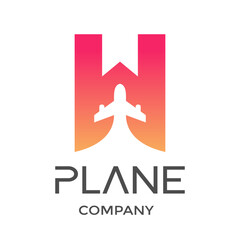 Obraz premium Letter W with plane vector logo. This design is modern and suitable for travel and transportation.