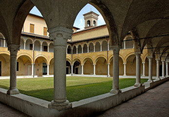 Fototapeta premium Brescia. Chiostro della Chiesa del Santissimo Corpo di Cristo