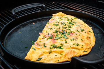 Omeletts aus der Gusseisenpfanne