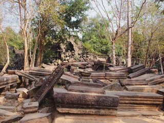 ベンメリア遺跡　崩壊された寺院