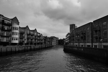 Black & White Architecture and Lifestyle in London - Canary Wharf - 