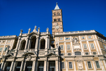 Fototapeta na wymiar the Facade of Basilica di Santa Maria Maggiore in Rome, Italy