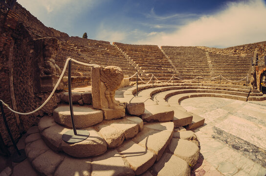 ancient odeion of Pompeii, also called small theater, place to listen to musical works in ancient Rome.Pompeii was victim to the 79 A.D. eruption of Mount Vesuvius.