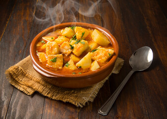 Bacalao guisado con patatas