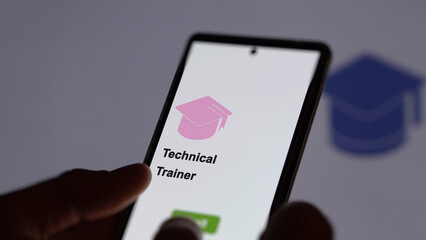 Technical Trainer program. A student enrolls in courses to study, to learn a new skill and pass certification. Text in French