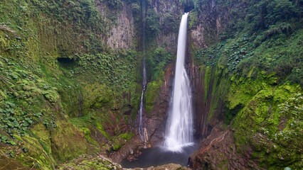 Catarata del Toro - a beautiful waterfall hidden inside an extinct volcano's crater and one of the most wonderful Costa Rican waterfalls.