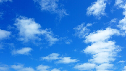 広がる青空 沖縄の風景 沖縄県うるま市 津堅島