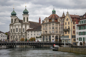 Fototapeta na wymiar Luzern / Lucerna (Suiza)
