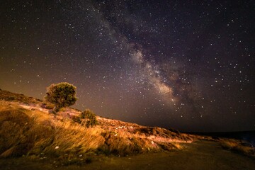 starry night sky, beautiful milkyway, nigthscape