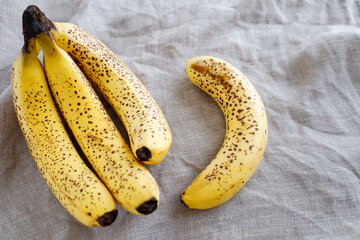 シュガースポットたっぷり　食べ頃なバナナ