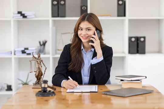 Lawyers Images Browse 760 147 Stock Photos Vectors and Video